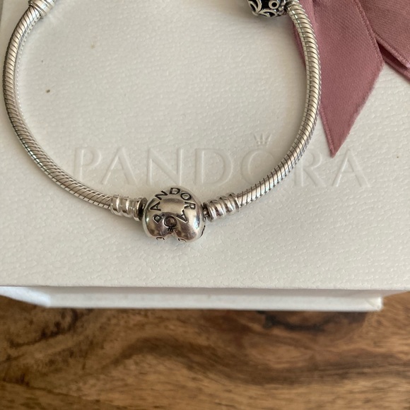 PANDORA Heart Clasp Bracelet - Sterling Silver (59071919) With 2 Charms Boxed - Picture 2 of 5